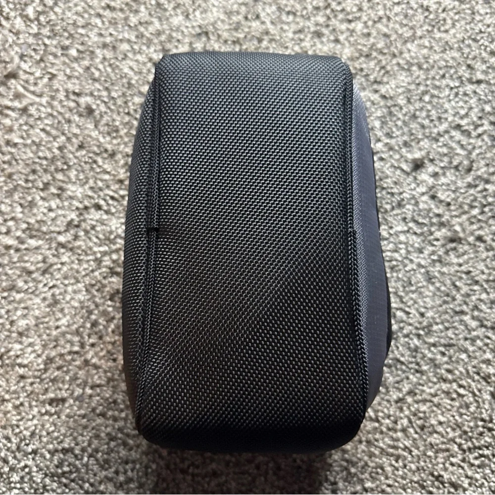 Kenneth Cole Reaction R-Tech Camera Photo Black Case Bag Compact 7x4.5x4.5